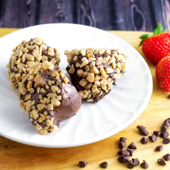Chocolate  Snickers Strawberries