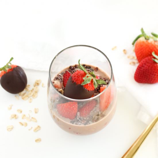 Chocolate Strawberry Overnight Oats