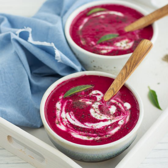 Chilled beetroot soup