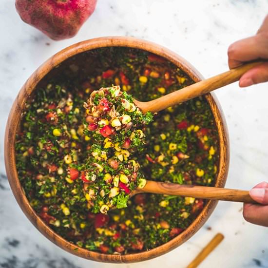 kale,caramel’d onions & pomegranate