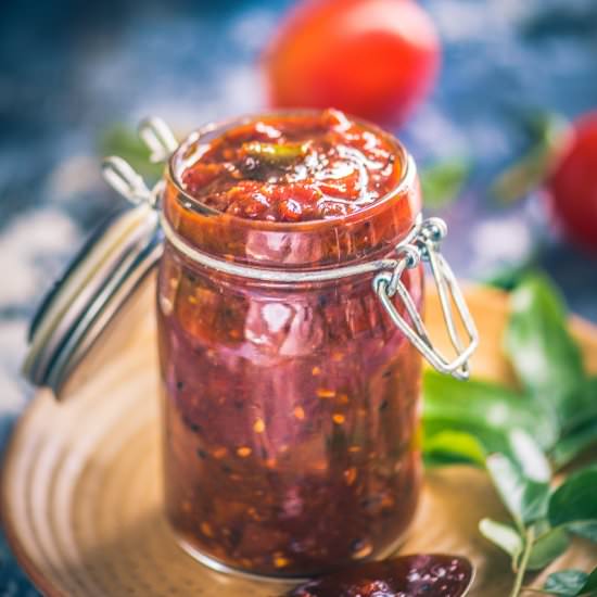 Sweet and Spicy Tomato Chutney