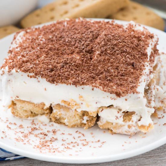 No Bake Shortbread Tiramisu Dessert