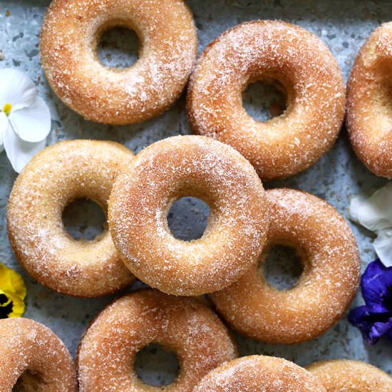 Baked Cinnamon Sugar Doughnuts