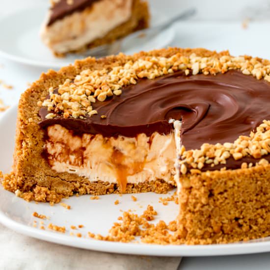 Nutella Salted Caramel Cheesecake