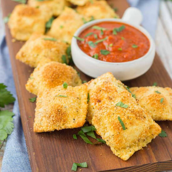 Toasted Ravioli with Pizza Sauce
