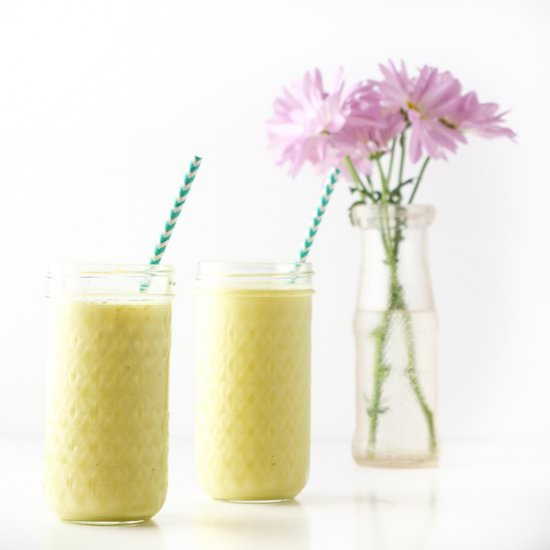 Turmeric Mango Smoothie