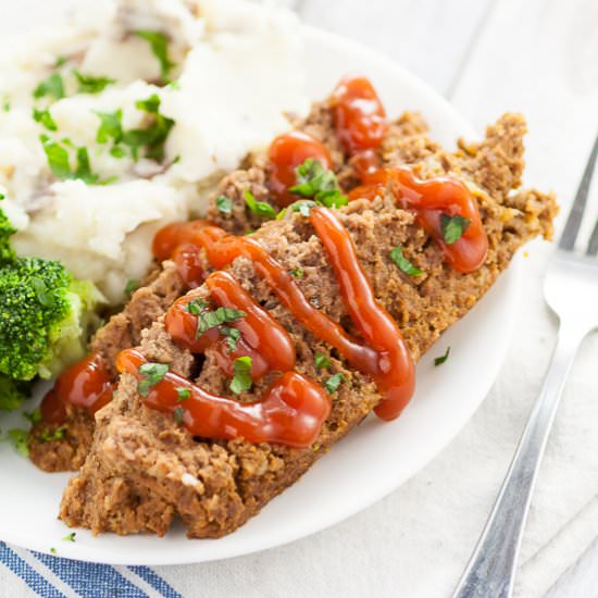 Easy Slow Cooker Meatloaf