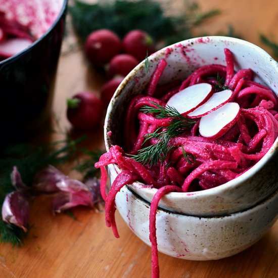 Creamy Beetroot & Dill Linguine