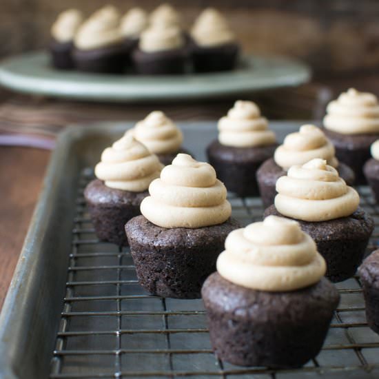 Chocolate Sugar Cookie Cups