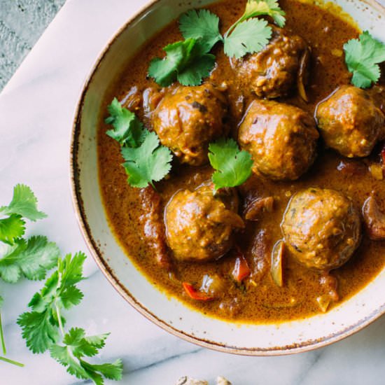 paleo curried pork meatballs