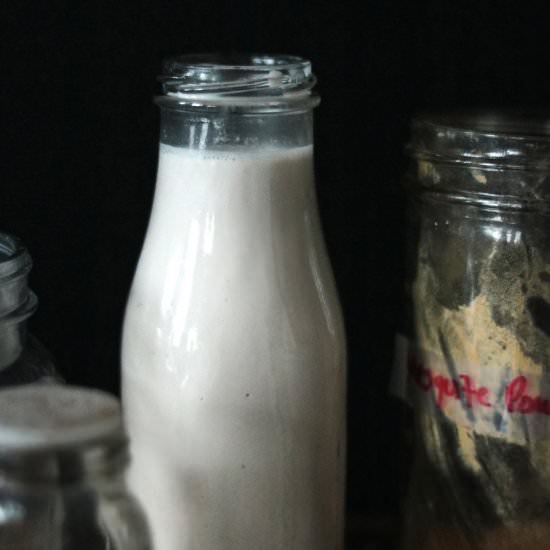 Homemade Almond (or Cashew) Milk