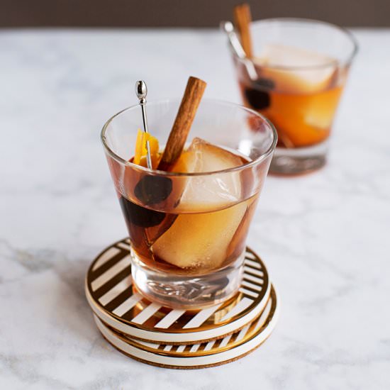 Smoke and Cinnamon Old Fashioned