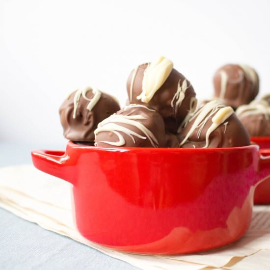 Easy No Bake Oreo Truffles