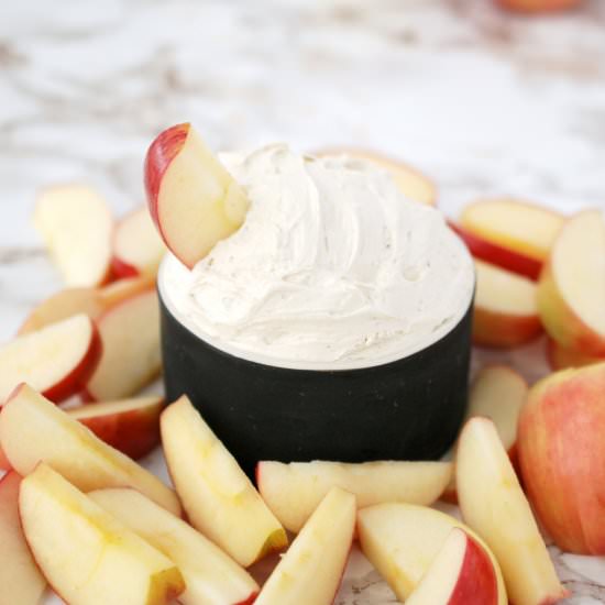 Fluffy Brown Sugar Apple Dip