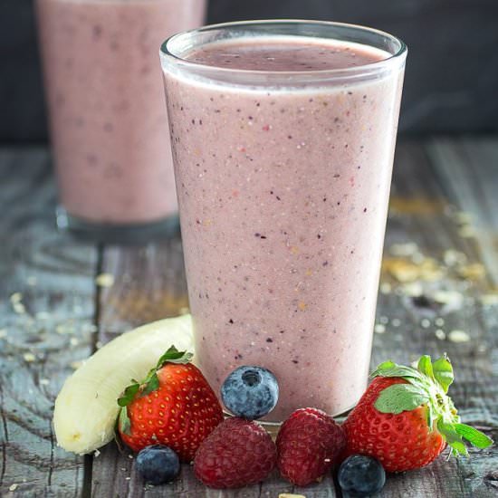 Strawberry Banana Chia Seed Smoothie