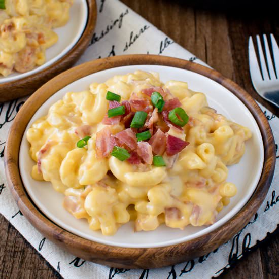 Cheddar Bacon Macaroni and Cheese