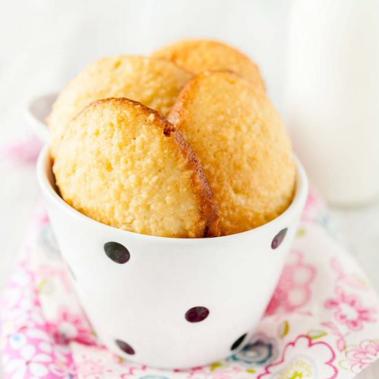 Soft Almond Cookies