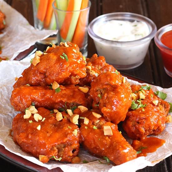 Spicy Sriracha Chicken Wings
