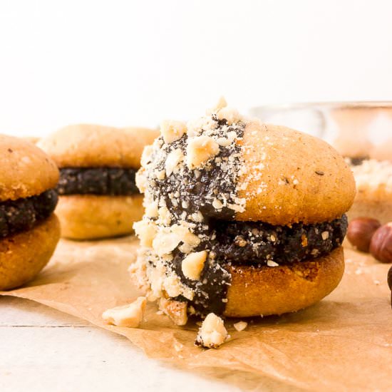 “Nutella” Sandwich Cookies