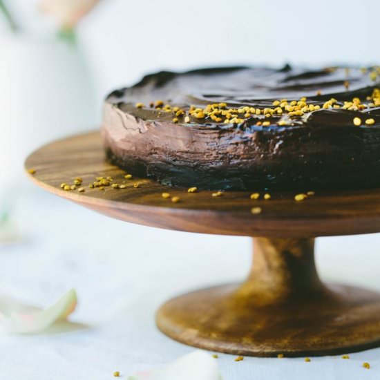Loved Up Raw Chocolate Cake