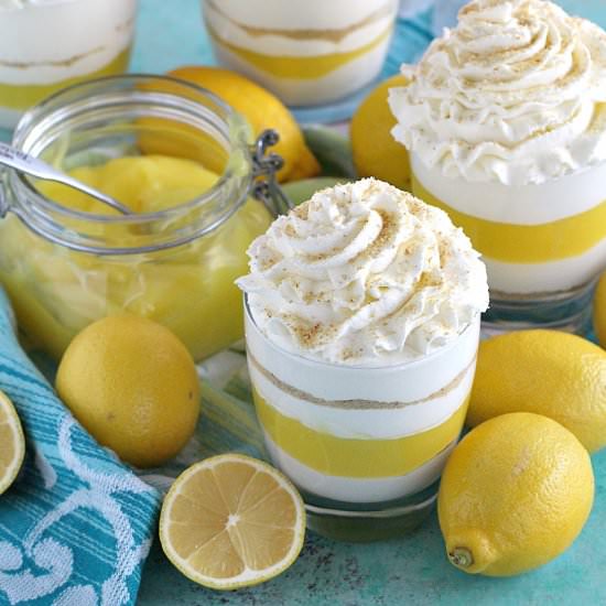 Creamy No Bake Lemon Cheesecake