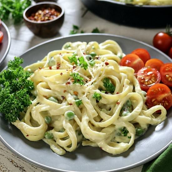 Vegan Fettuccine Alfredo
