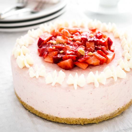 No Bake Strawberry Cheesecake