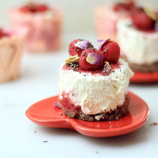 Keto Raspberry No-Bake Cheesecake