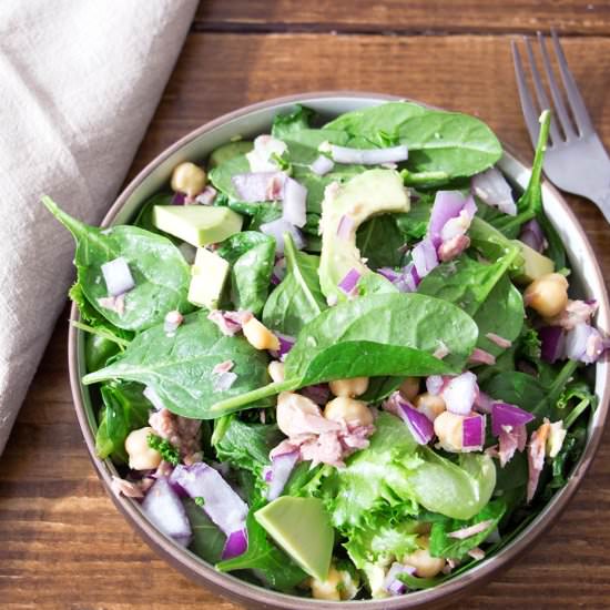 Tuna and avocado salad