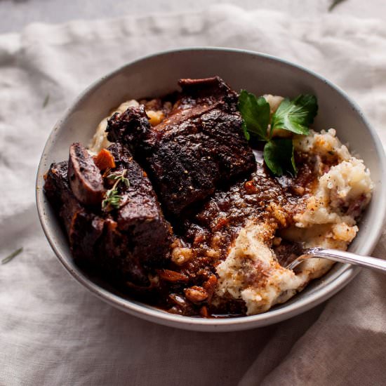 Crockpot Red Wine Short Ribs