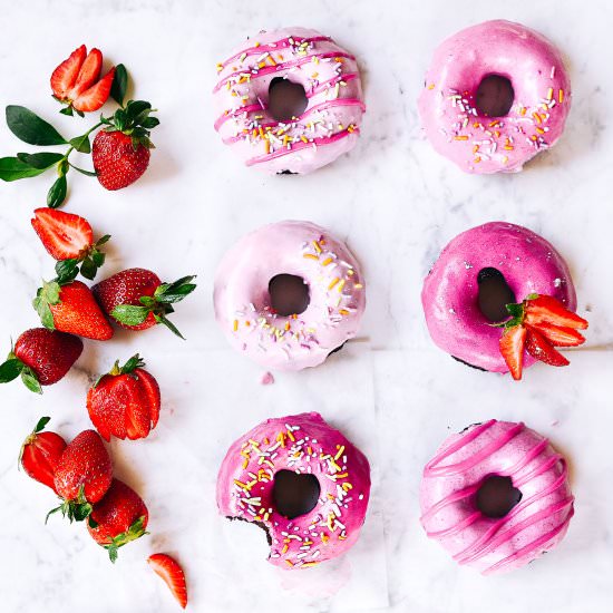 5 Min Paleo Brownie Donuts