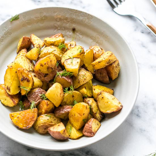 TURMERIC ROASTED POTATOES