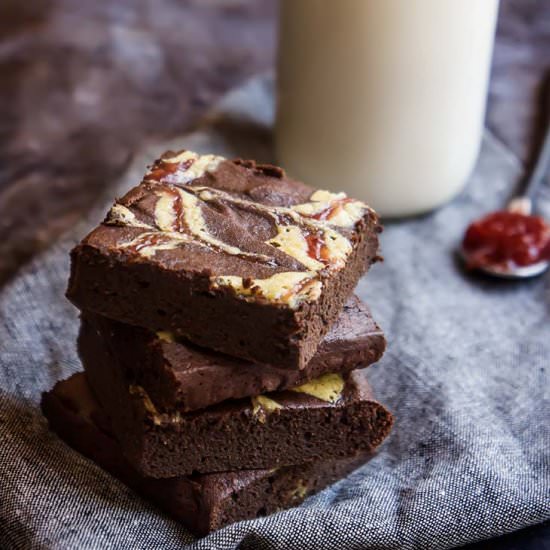 GF Cheesecake Swirl Brownies