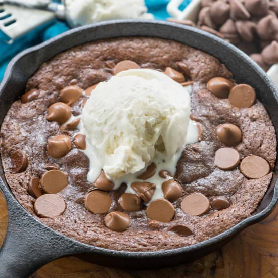 Small Batch Skillet Brownie