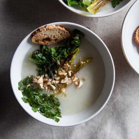 Jerusalem artichoke and apple soup
