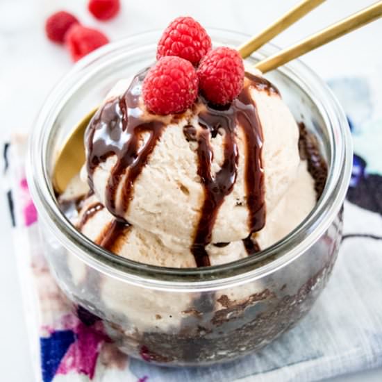 No-Bake Vegan Chocolate Mug Cake