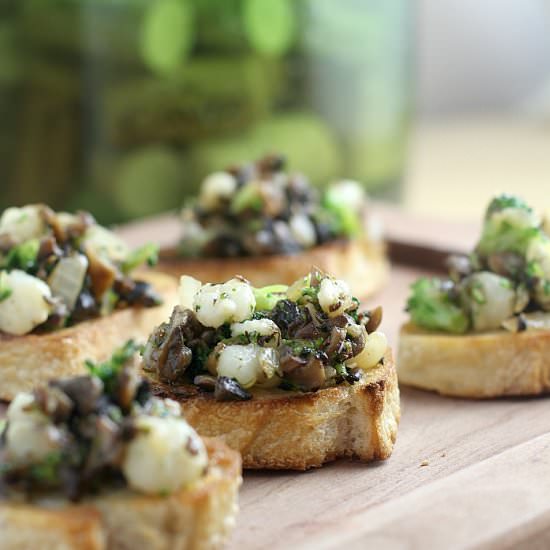 Winter Crostini