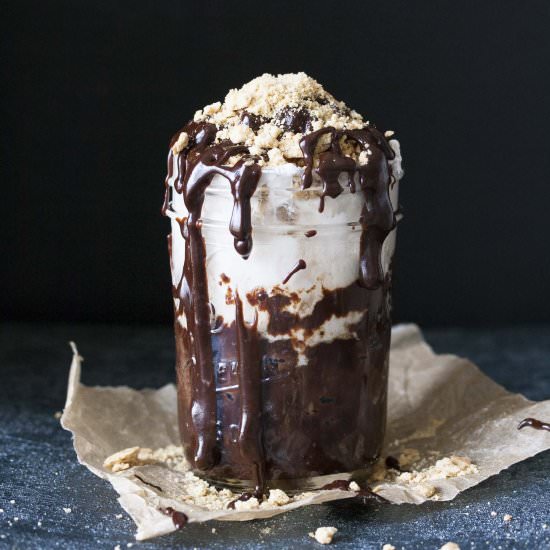Flourless 5 Minute S’mores Lava Cake