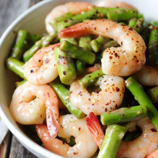 Easy Shrimp and Asparagus Stir-Fry