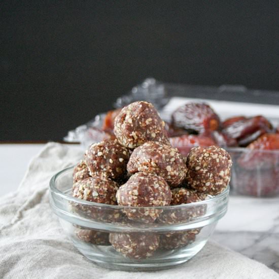 Maca Cacao Energy Bites