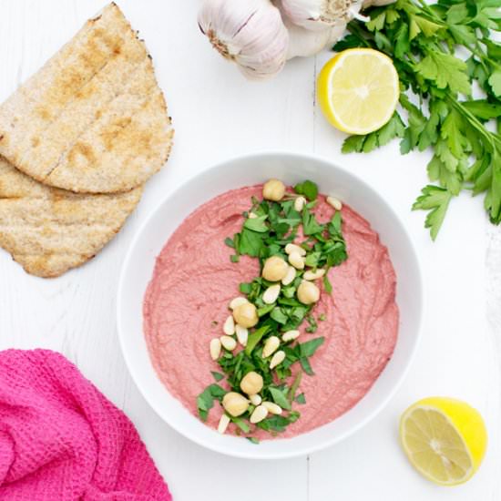 Simple Beetroot Hummus