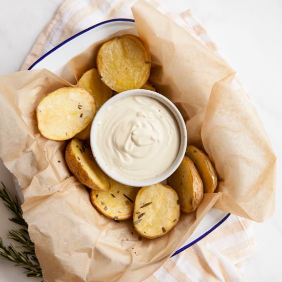 Creamy Raw Cashew Aioli