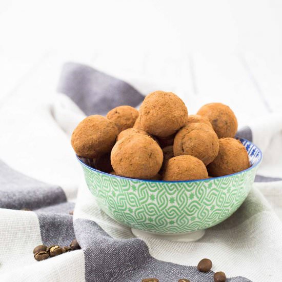 Chocolate Protein Balls