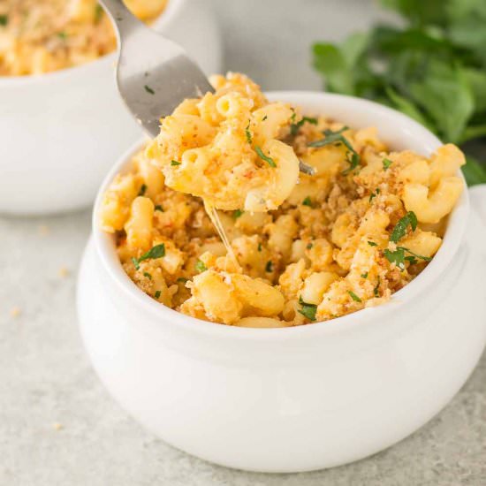 Slow Cooker Macaroni and Cheese