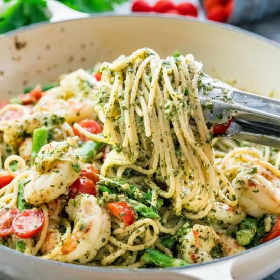 Pesto Shrimp Asparagus Pasta