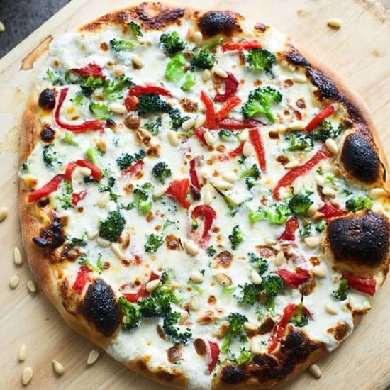 Alfredo Veggie Pizza