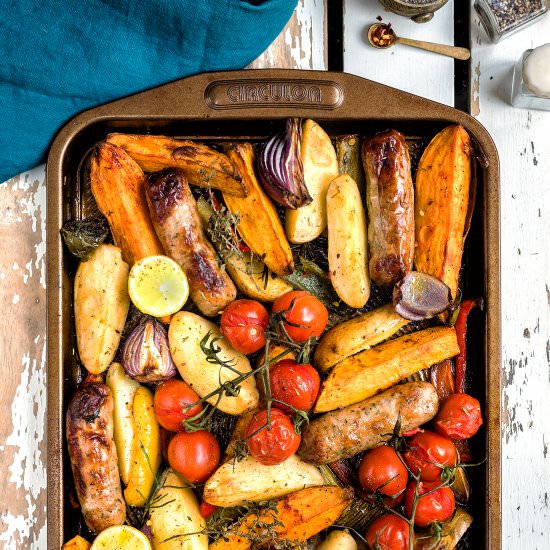 Sausage, potato and pepper traybake