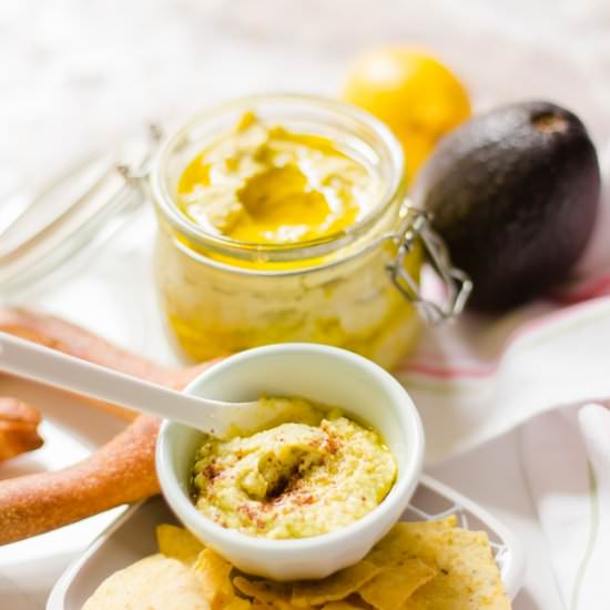 Quick and Easy Avocado Hummus