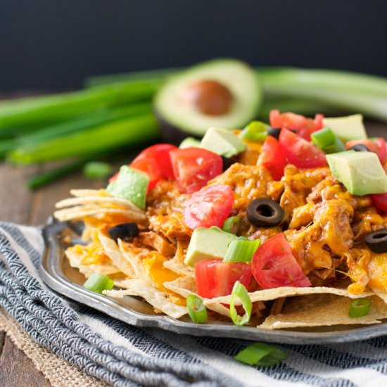 Slow Cooker Chicken Nachos