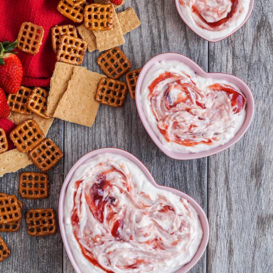Strawberry Cheesecake Dip